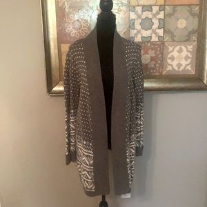 Ann Taylor Loft Gray and White Sweater XL